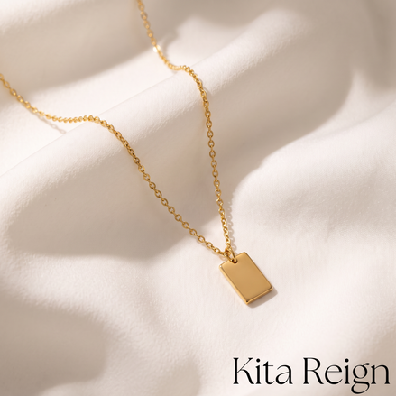 KITA REIGN Small Gold Rectangular Pendant Necklace