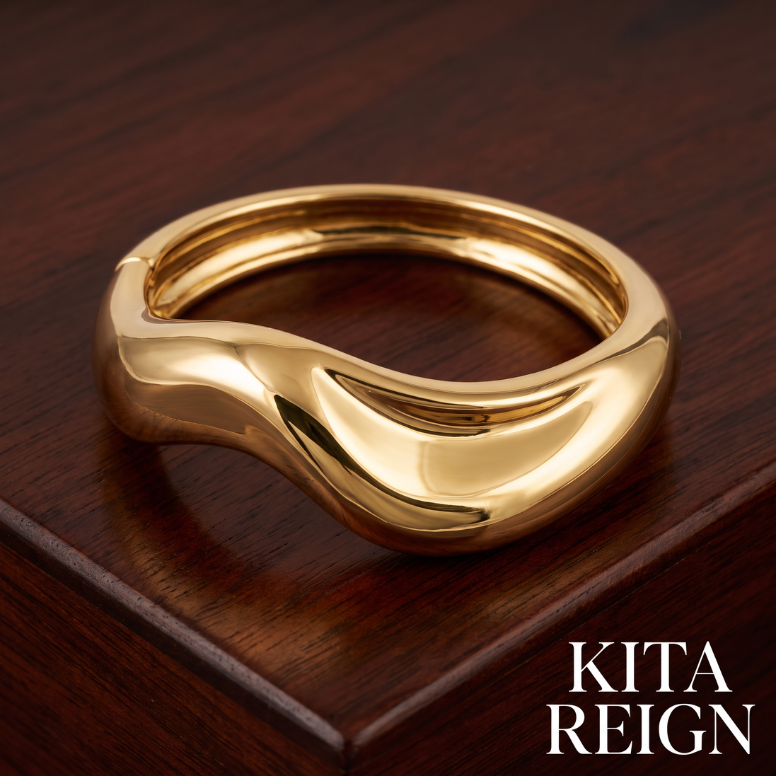 Gold Wave Detail Ring